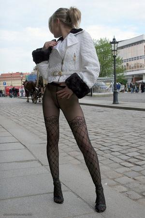 Patterned Pantyhose Tracey Wearing 89