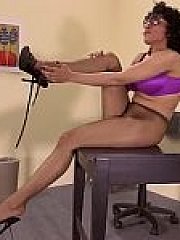 Pantyhose site TV Nylons